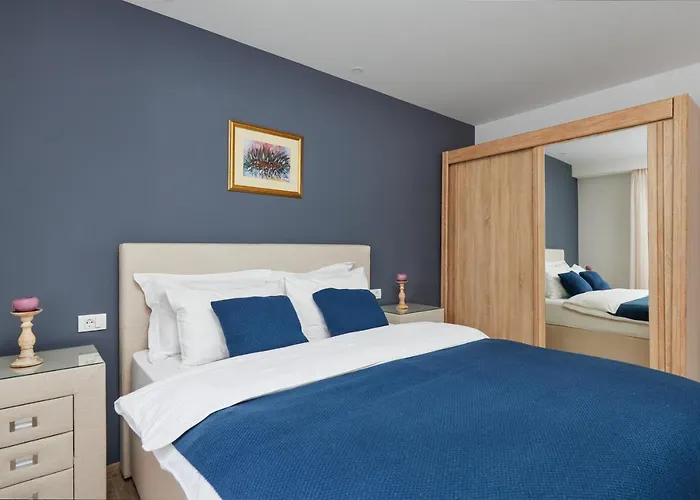 Carpe Diem Apartments